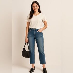 Sigird Olsen stonewashed vintage denim jeans snap & zip waist. Snap back pockets